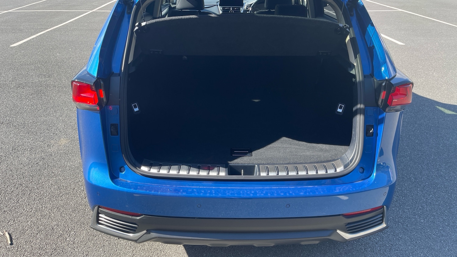 Used Lexus NX 2020 for sale - 76290443: Photo 4