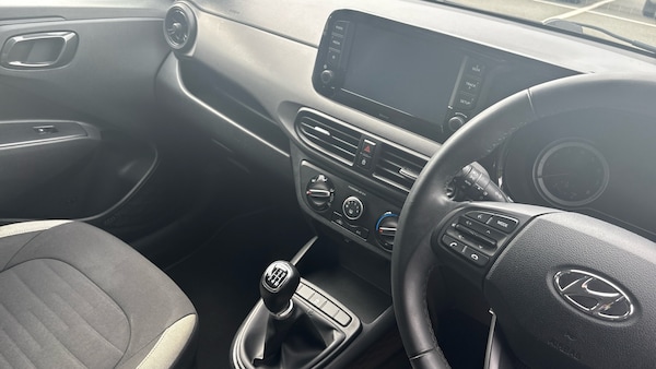Used Hyundai i10 2020 for sale - 76289127: Photo 14
