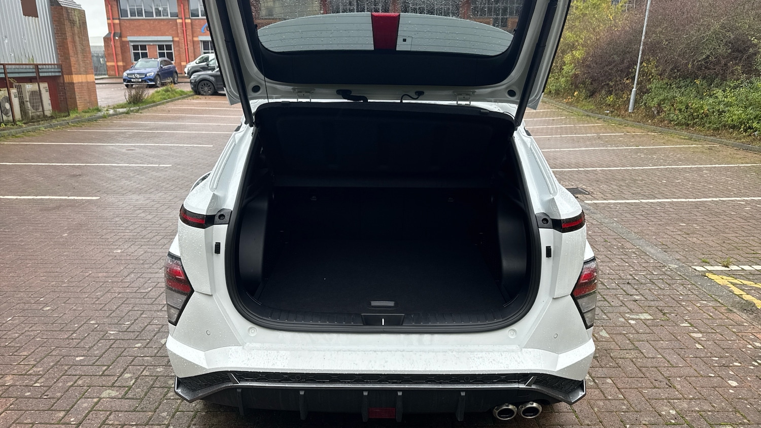 Used Hyundai KONA 2025 for sale - 76494425: Photo 4