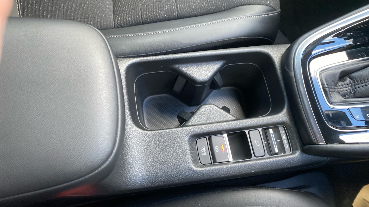 Used Honda HR-V 2022 for sale - 77405598: Photo 31