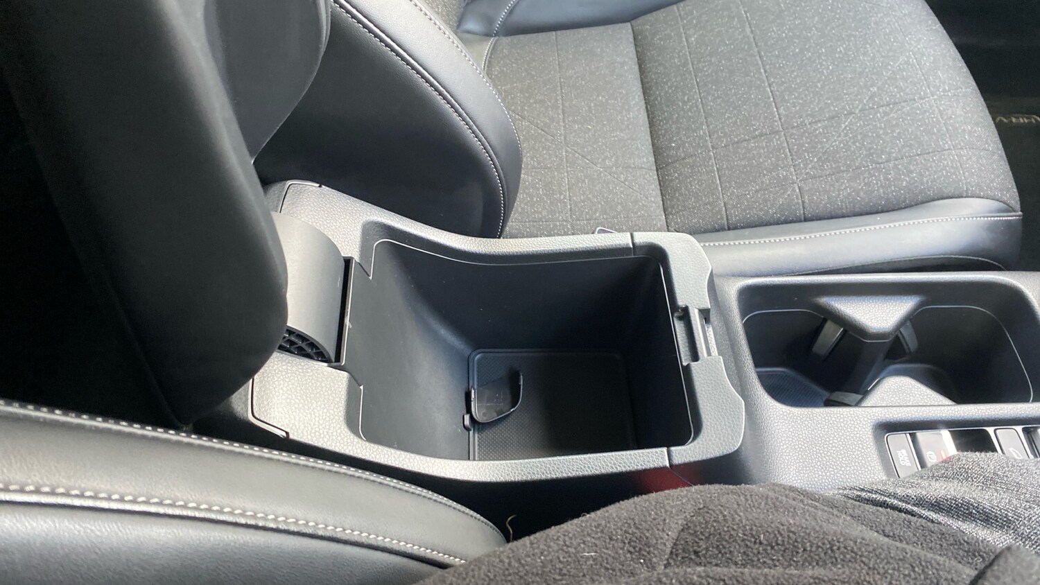 Used Honda HR-V 2022 for sale - 77405598: Photo 33