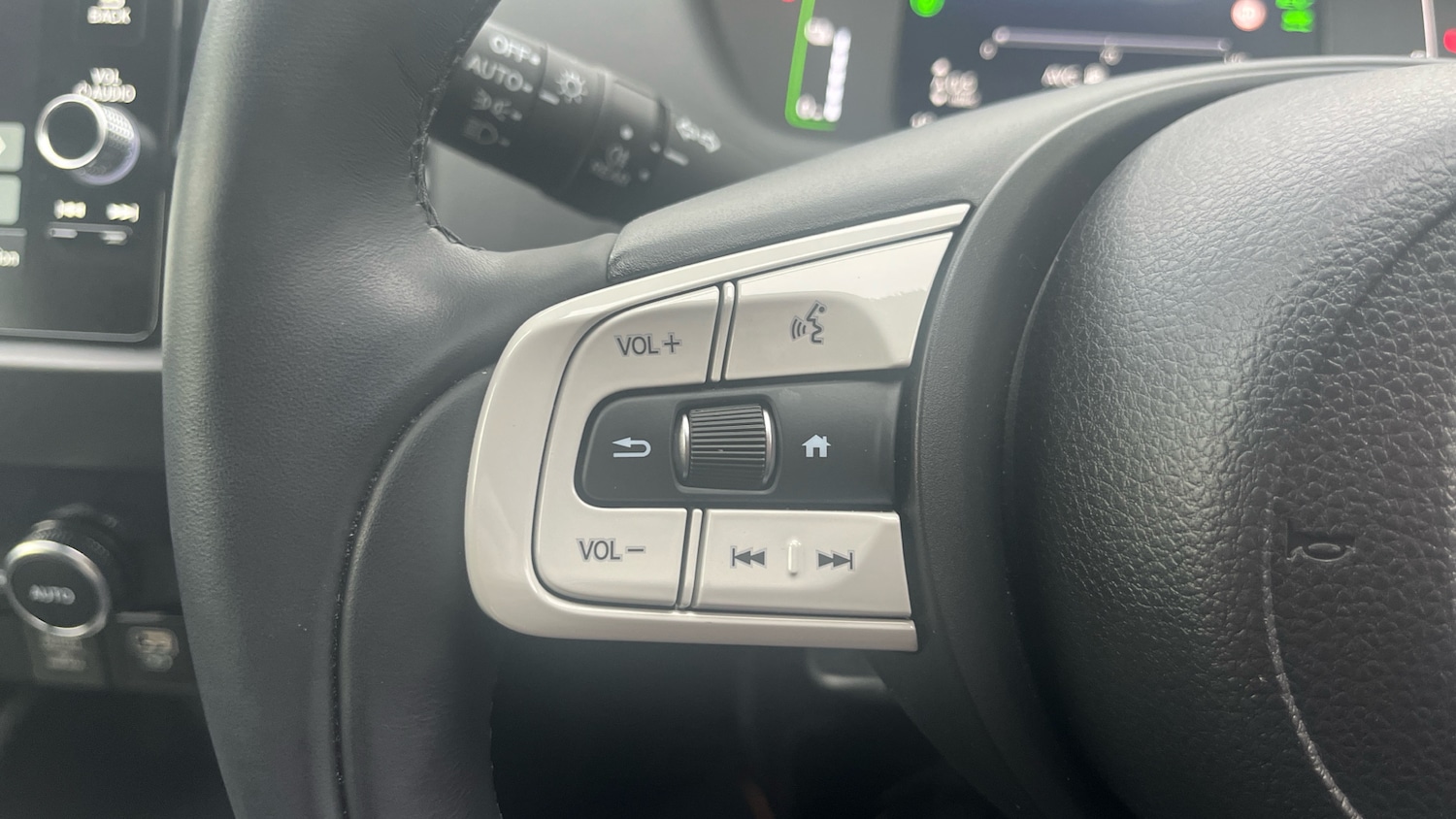 Used Honda Jazz 2024 for sale - 76102017: Photo 25