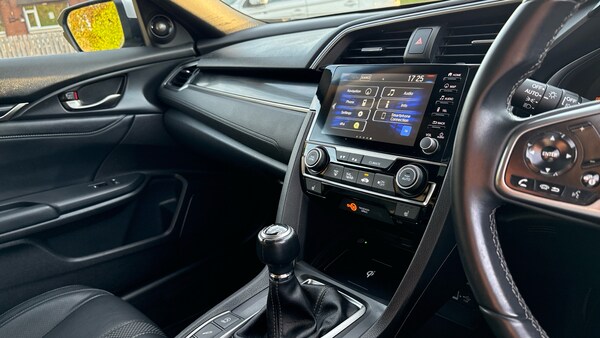 Used Honda Civic 2021 for sale - 76194718: Photo 14