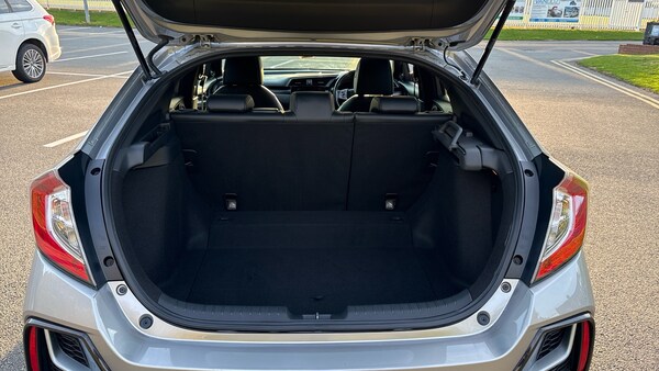 Used Honda Civic 2021 for sale - 76194718: Photo 4
