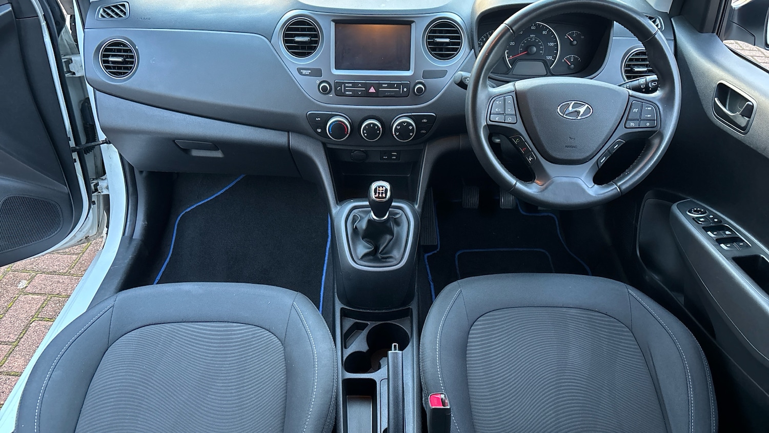 Used Hyundai i10 2020 for sale - 76831463: Photo 10