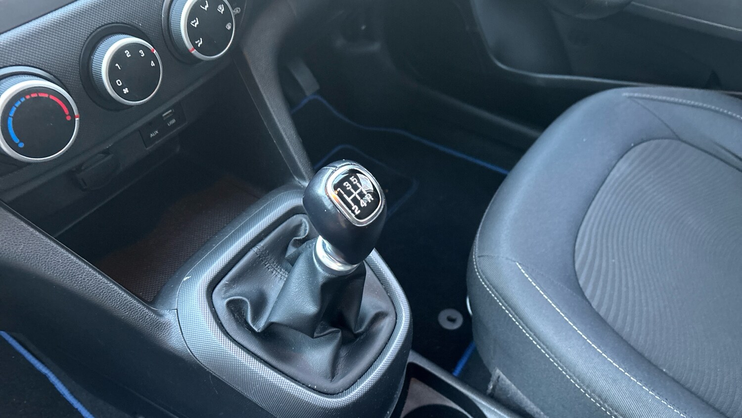 Used Hyundai i10 2020 for sale - 76831463: Photo 13