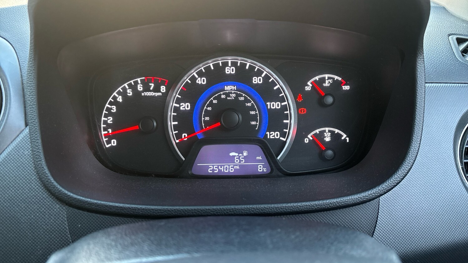 Used Hyundai i10 2020 for sale - 76831463: Photo 18