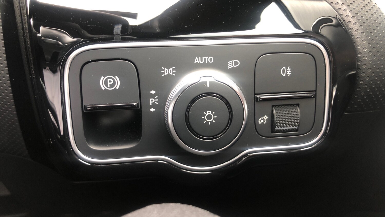 Used Mercedes-Benz CLA 2019 for sale - 76290444: Photo 34