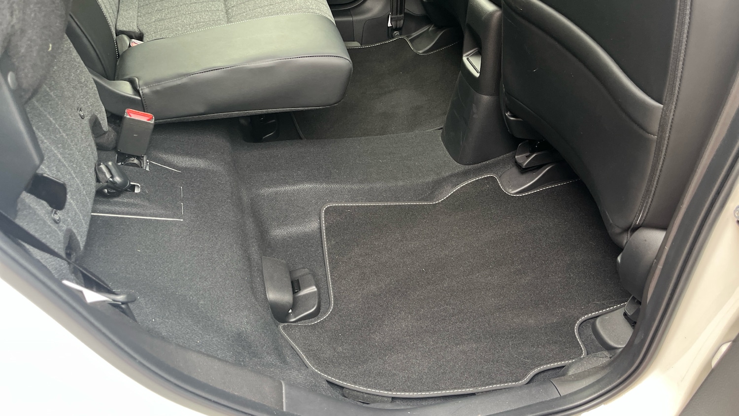 Used Honda Jazz 2022 for sale - 76156549: Photo 39