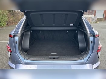 Used Hyundai KONA 2024 for sale - 77114112: Photo