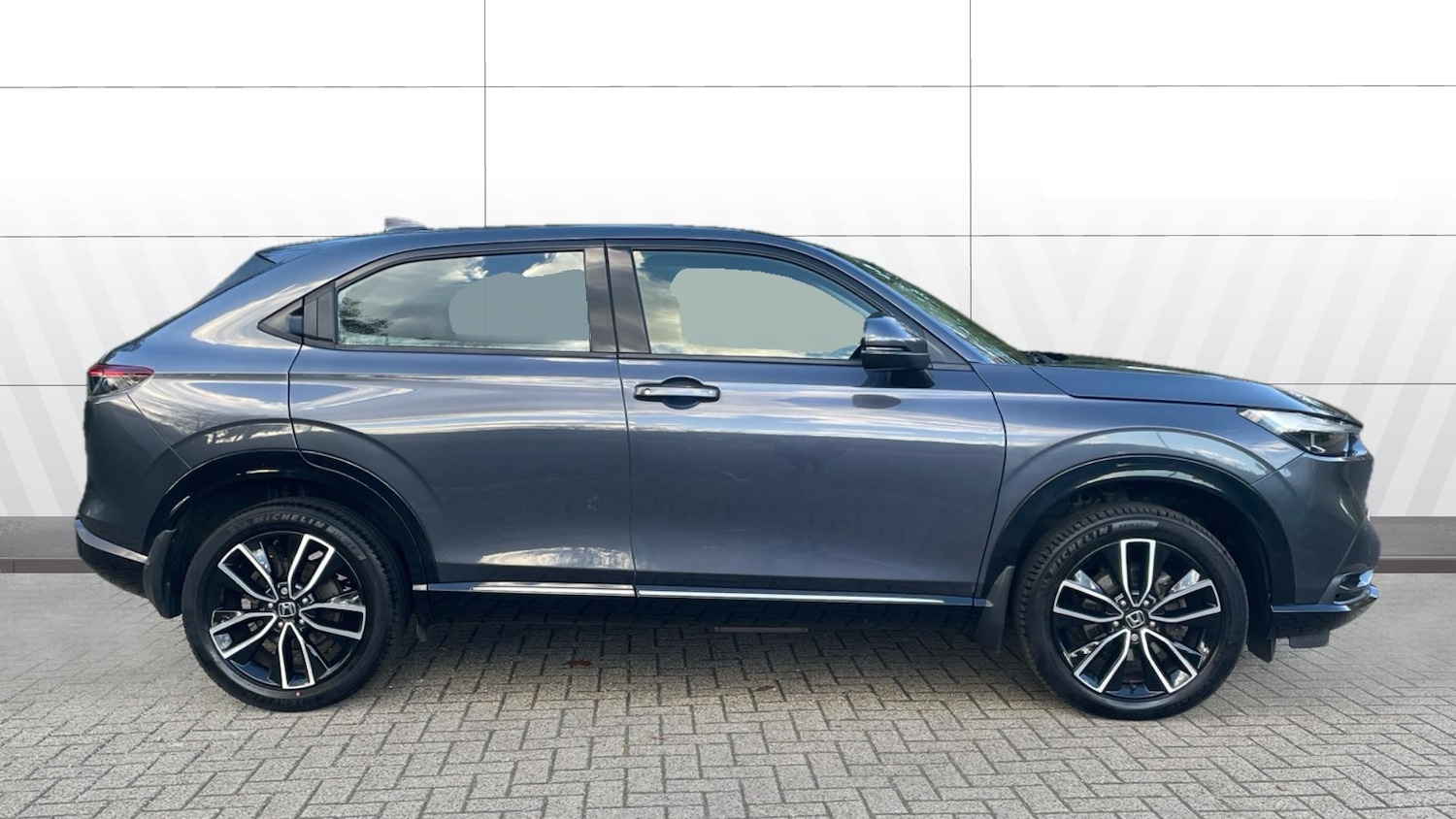 Used Honda HR-V 2023 for sale - 76362841: Photo 5