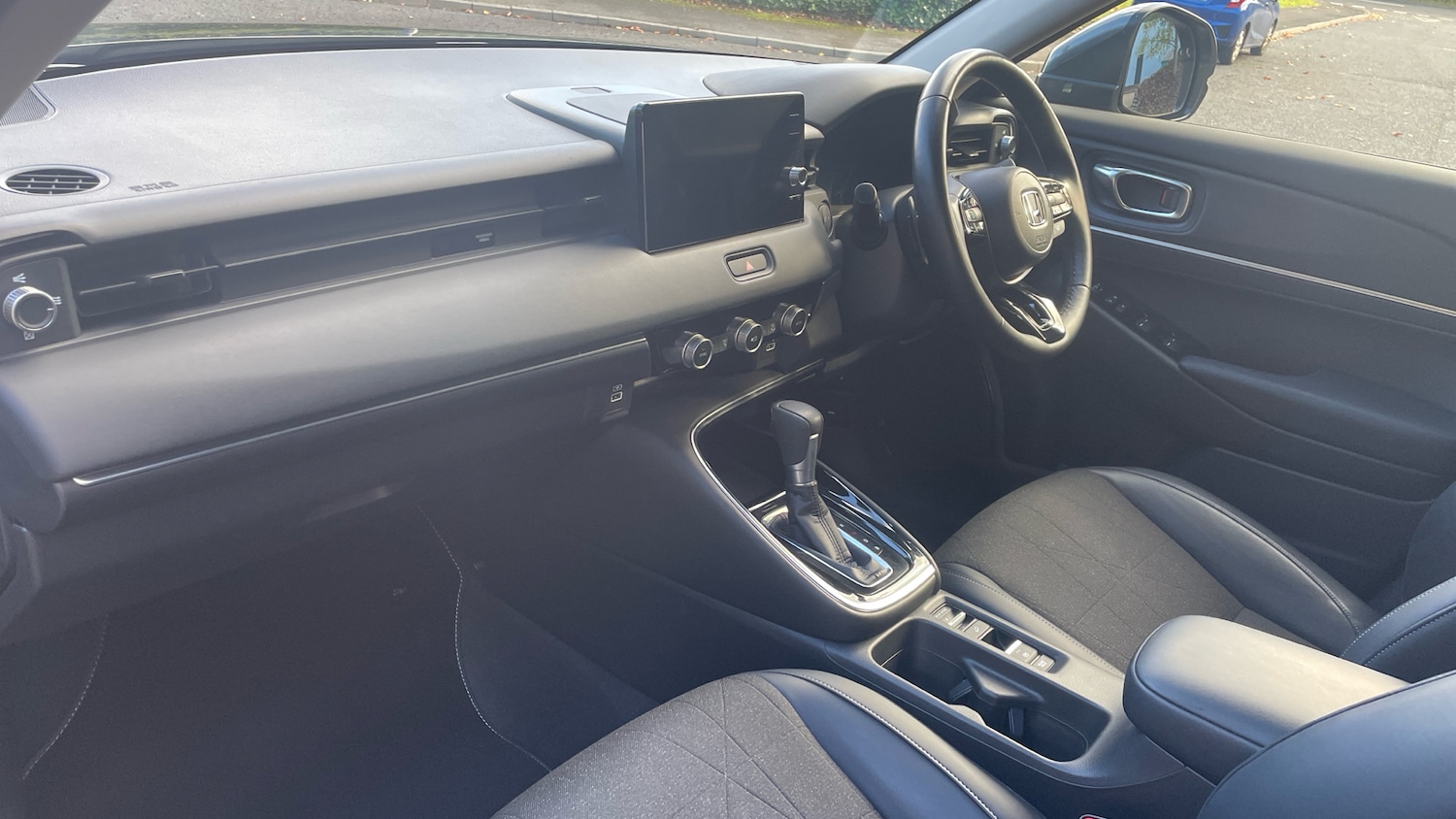 Used Honda HR-V 2023 for sale - 76362841: Photo 9