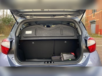 Used Hyundai i10 2025 for sale - 77640034: Photo