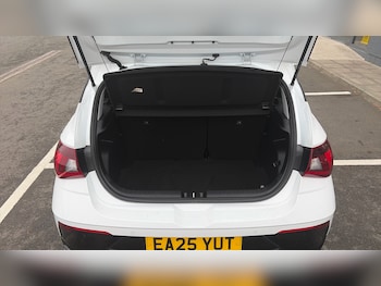 Used Hyundai i20 2025 for sale - 79379338: Photo