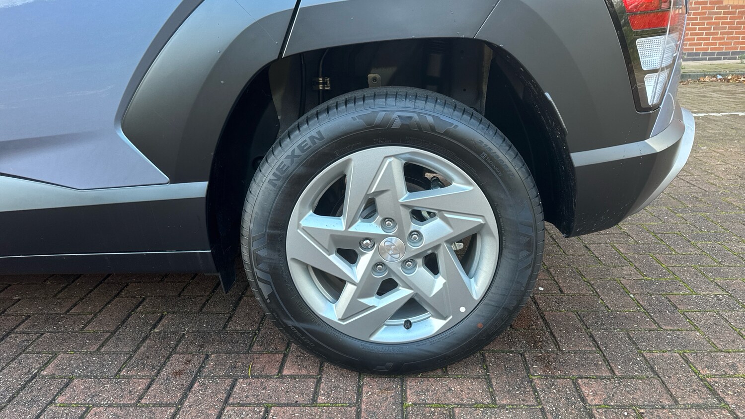 Used Hyundai KONA 2025 for sale - 76504365: Photo 29