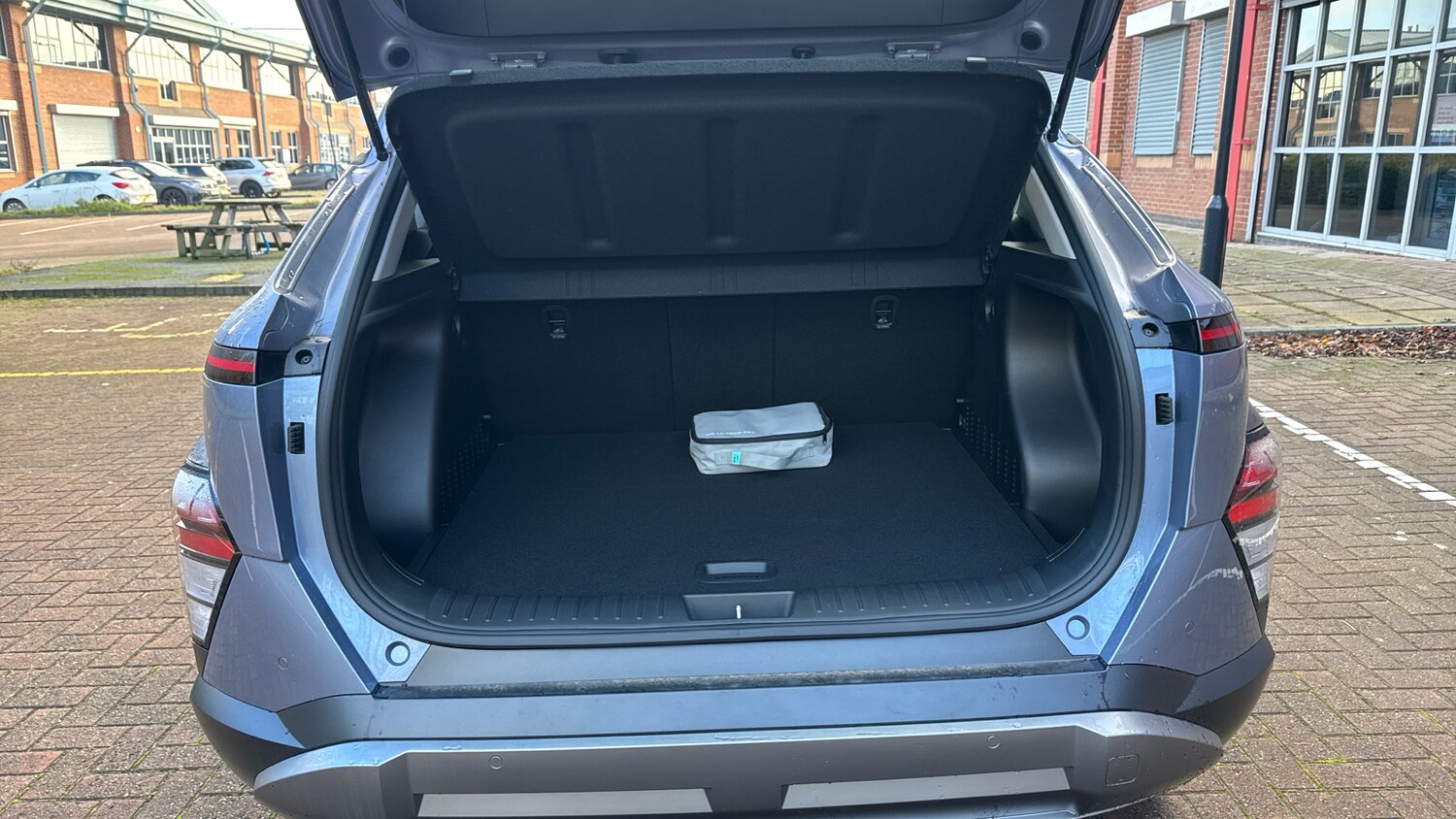 Used Hyundai KONA 2025 for sale - 76504365: Photo 4