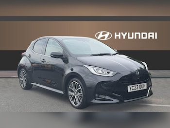 Used Toyota Yaris 2023 for sale - 79067632: Photo