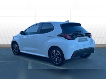Used Toyota Yaris 2023 for sale - 76289147: Photo 2