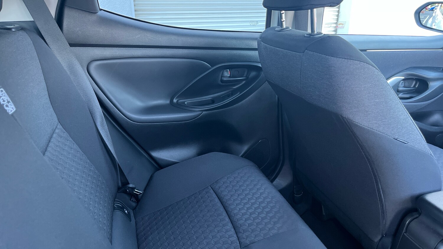 Used Toyota Yaris 2023 for sale - 76289147: Photo 32