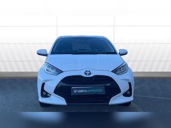 Used Toyota Yaris 2023 for sale - 76289147: Photo 3