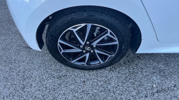 Used Toyota Yaris 2023 for sale - 76289147: Photo 41