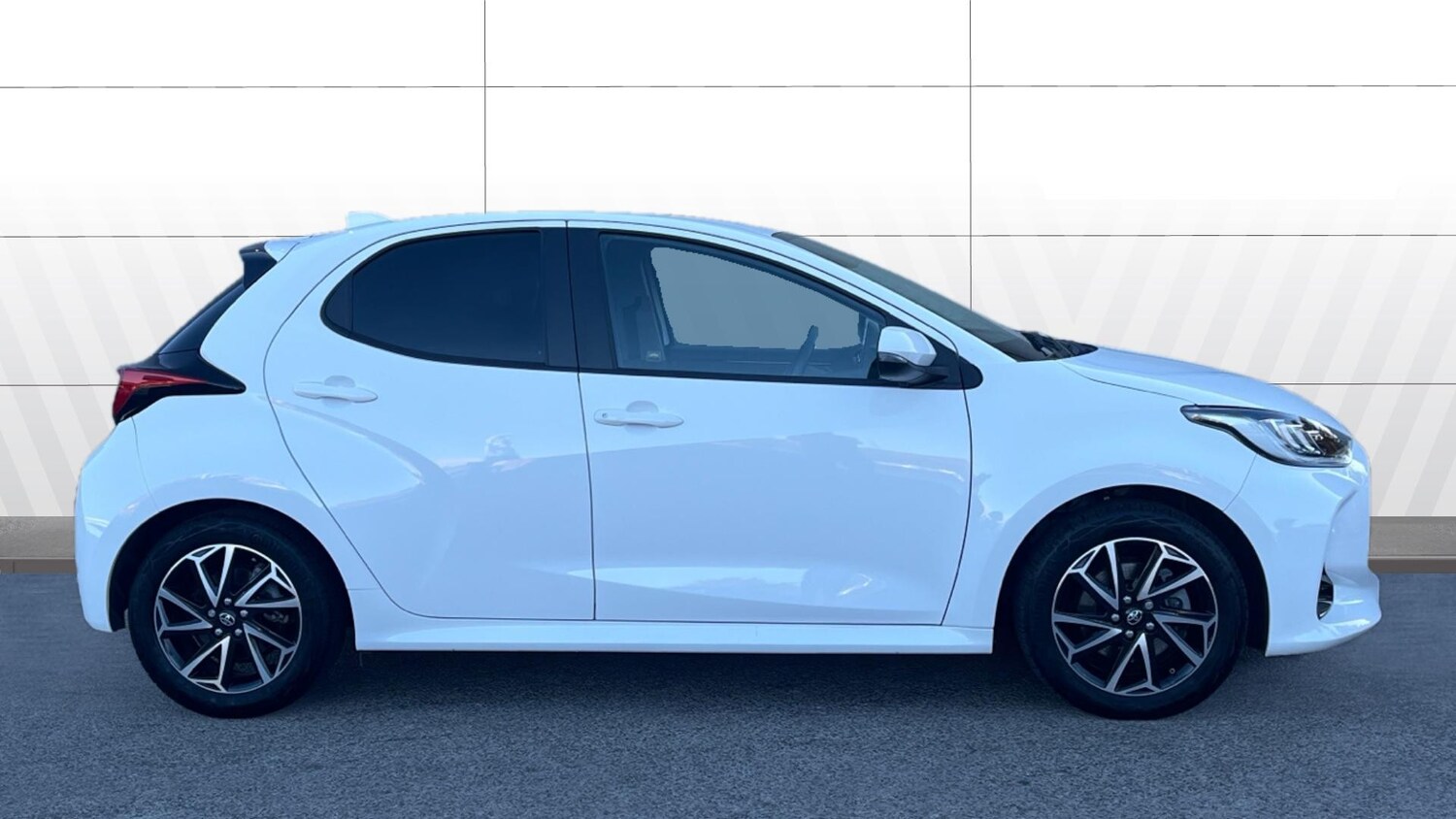 Used Toyota Yaris 2023 for sale - 76289147: Photo 5