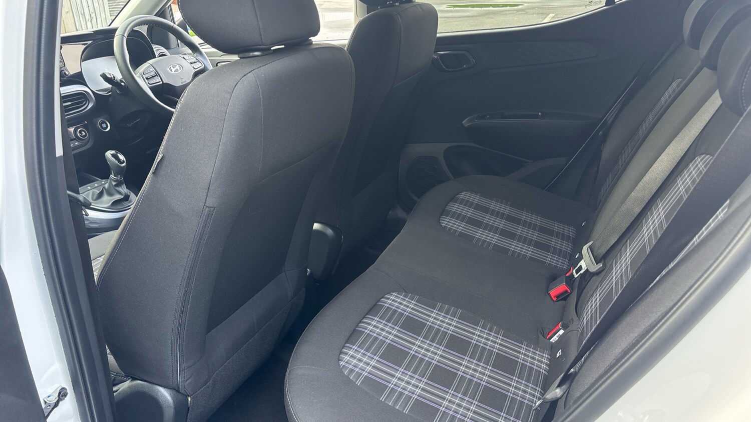Used Hyundai i10 2024 for sale - 76449532: Photo 16