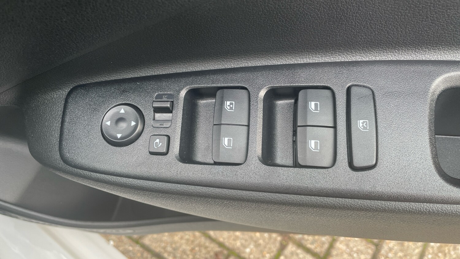 Used Hyundai i10 2024 for sale - 76449532: Photo 32