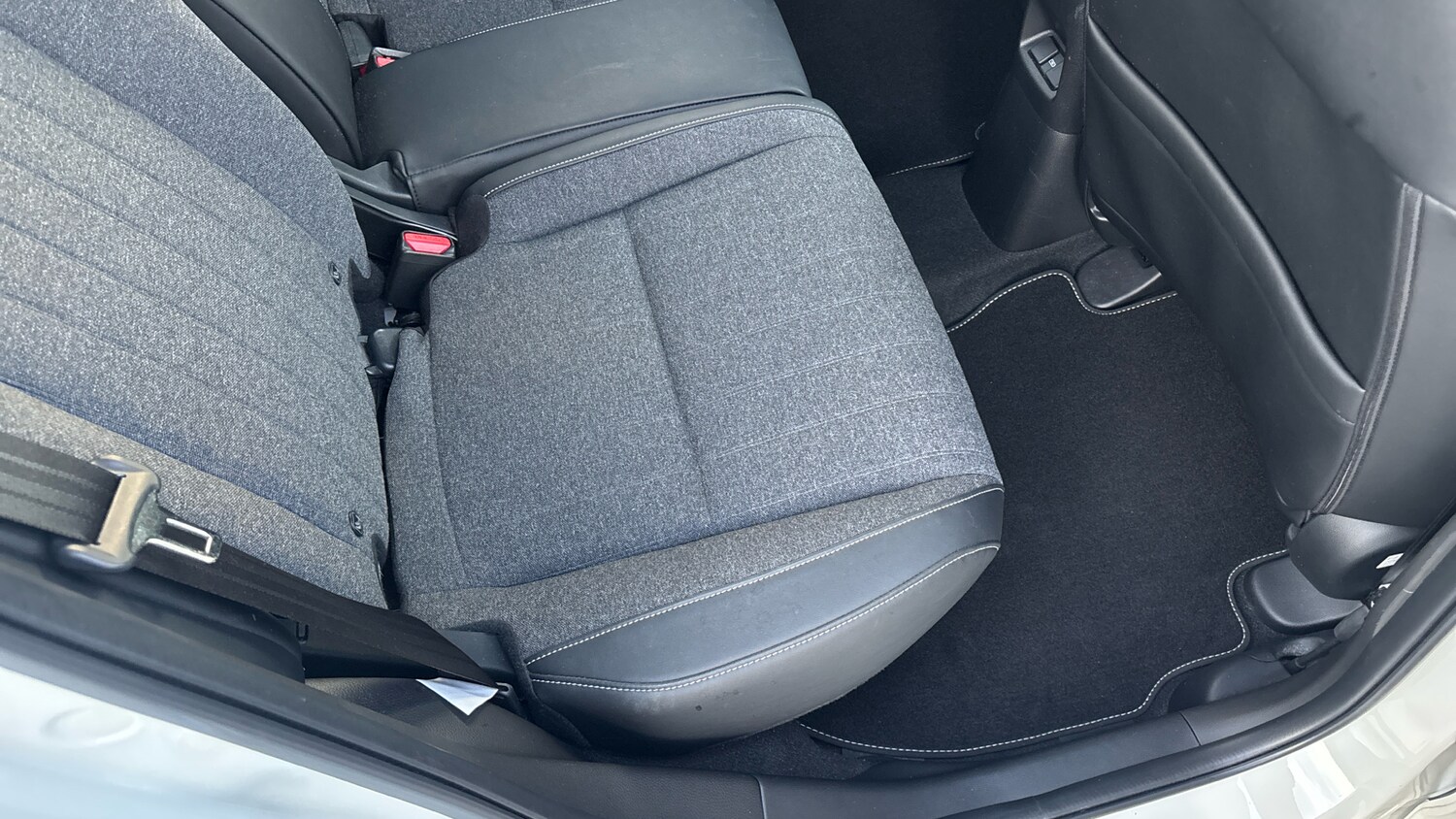 Used Honda Jazz 2022 for sale - 76289129: Photo 38