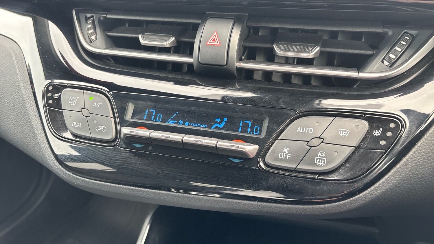 Used Toyota C-HR 2020 for sale - 77996907: Photo 27