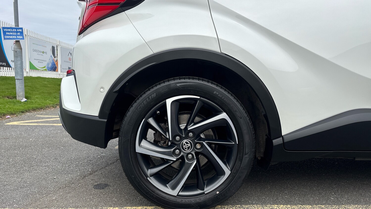 Used Toyota C-HR 2020 for sale - 77996907: Photo 7