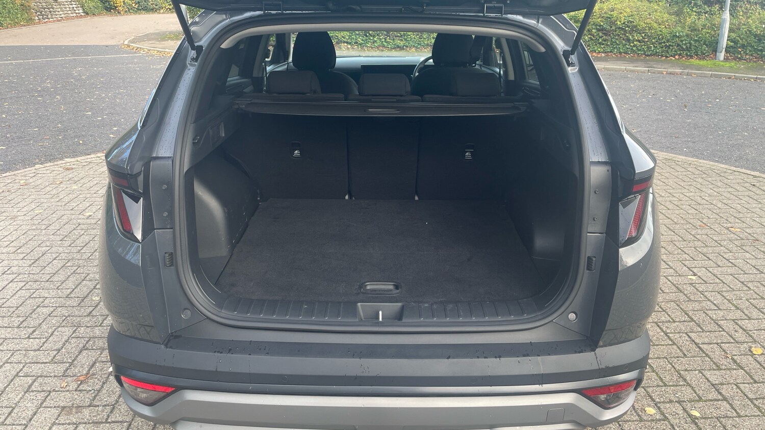 Used Hyundai TUCSON 2025 for sale - 76449530: Photo 4