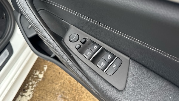 Used BMW 5 Series 2022 for sale - 76290501: Photo 24