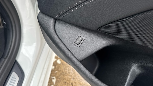 Used BMW 5 Series 2022 for sale - 76290501: Photo 25