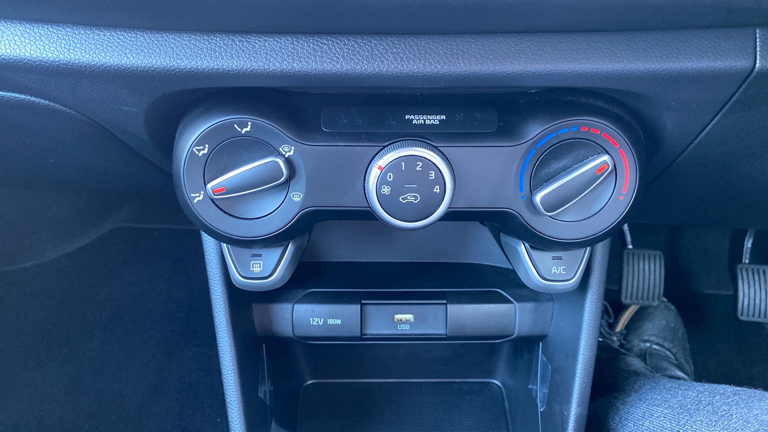 Used Kia Picanto 2023 for sale - 78042625: Photo 30