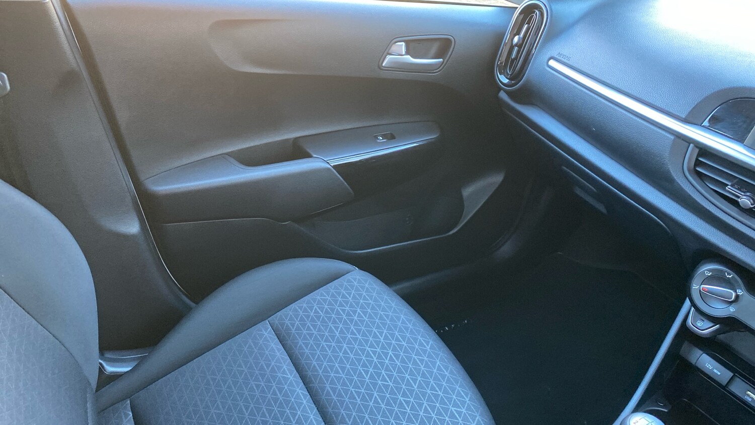 Used Kia Picanto 2023 for sale - 78042625: Photo 35