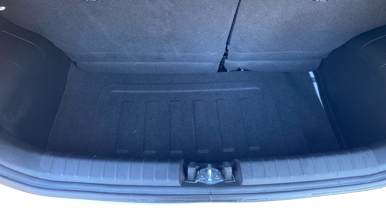 Used Kia Picanto 2023 for sale - 78042625: Photo 40