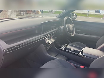 Used Hyundai TUCSON 2025 for sale - 76290483: Photo