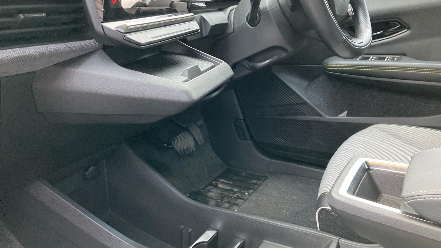 Used Renault Megane E Tech 2023 for sale - 77578705: Photo 13