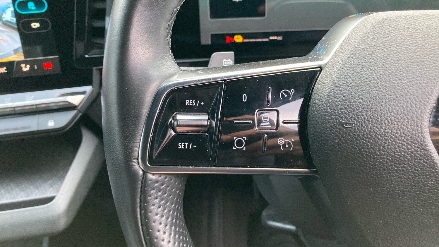 Used Renault Megane E Tech 2023 for sale - 77578705: Photo 23