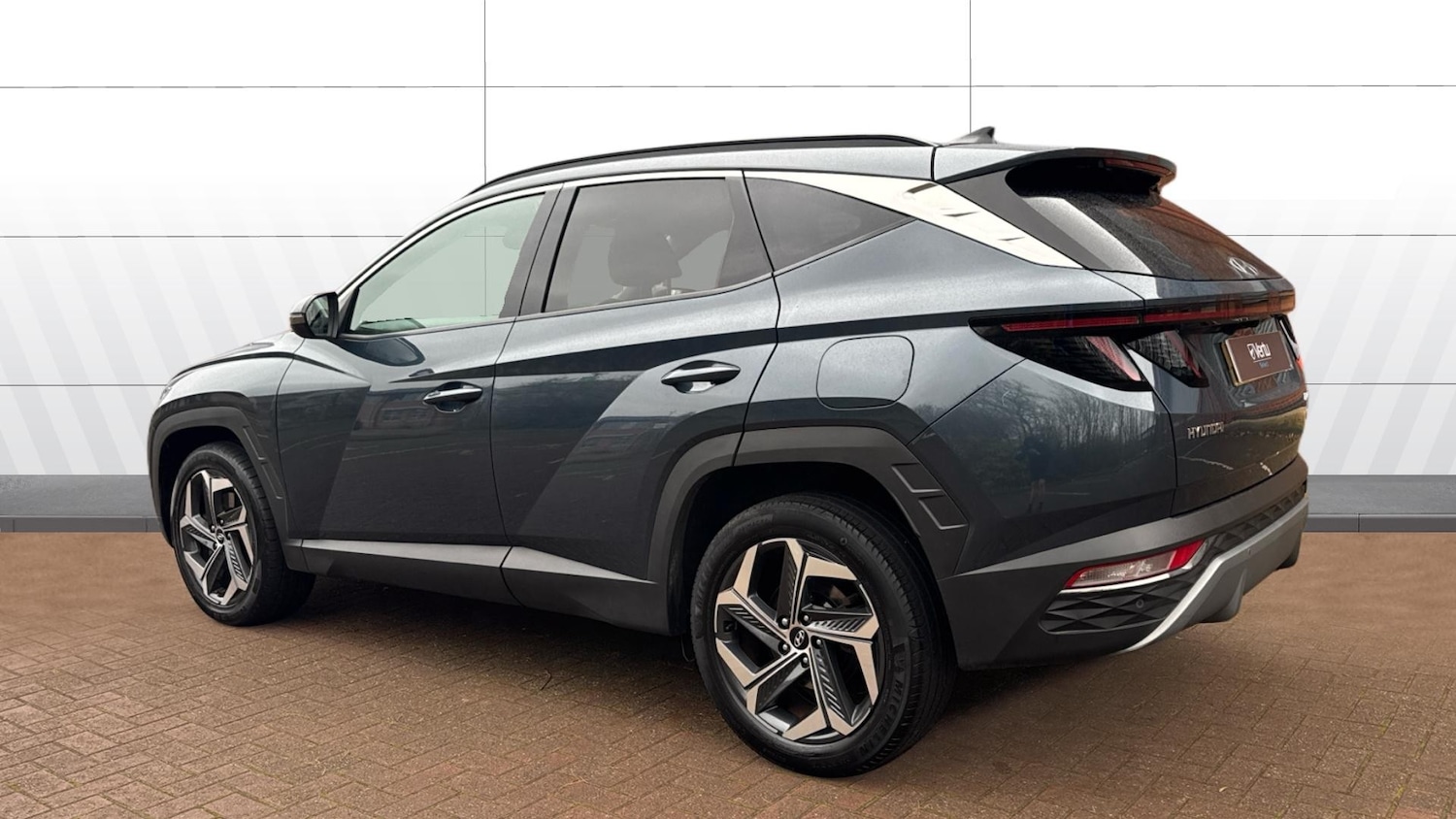 Used Hyundai TUCSON 2023 for sale - 77004190: Photo 2