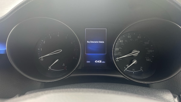 Used Toyota C-HR 2017 for sale - 76299268: Photo 11