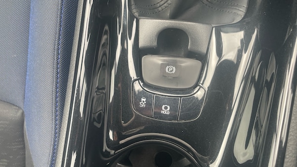 Used Toyota C-HR 2017 for sale - 76299268: Photo 26