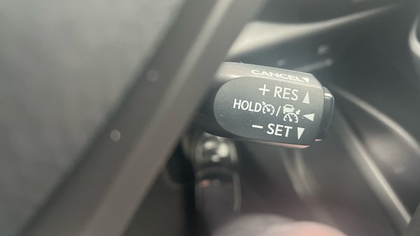 Used Toyota C-HR 2017 for sale - 76299268: Photo 31