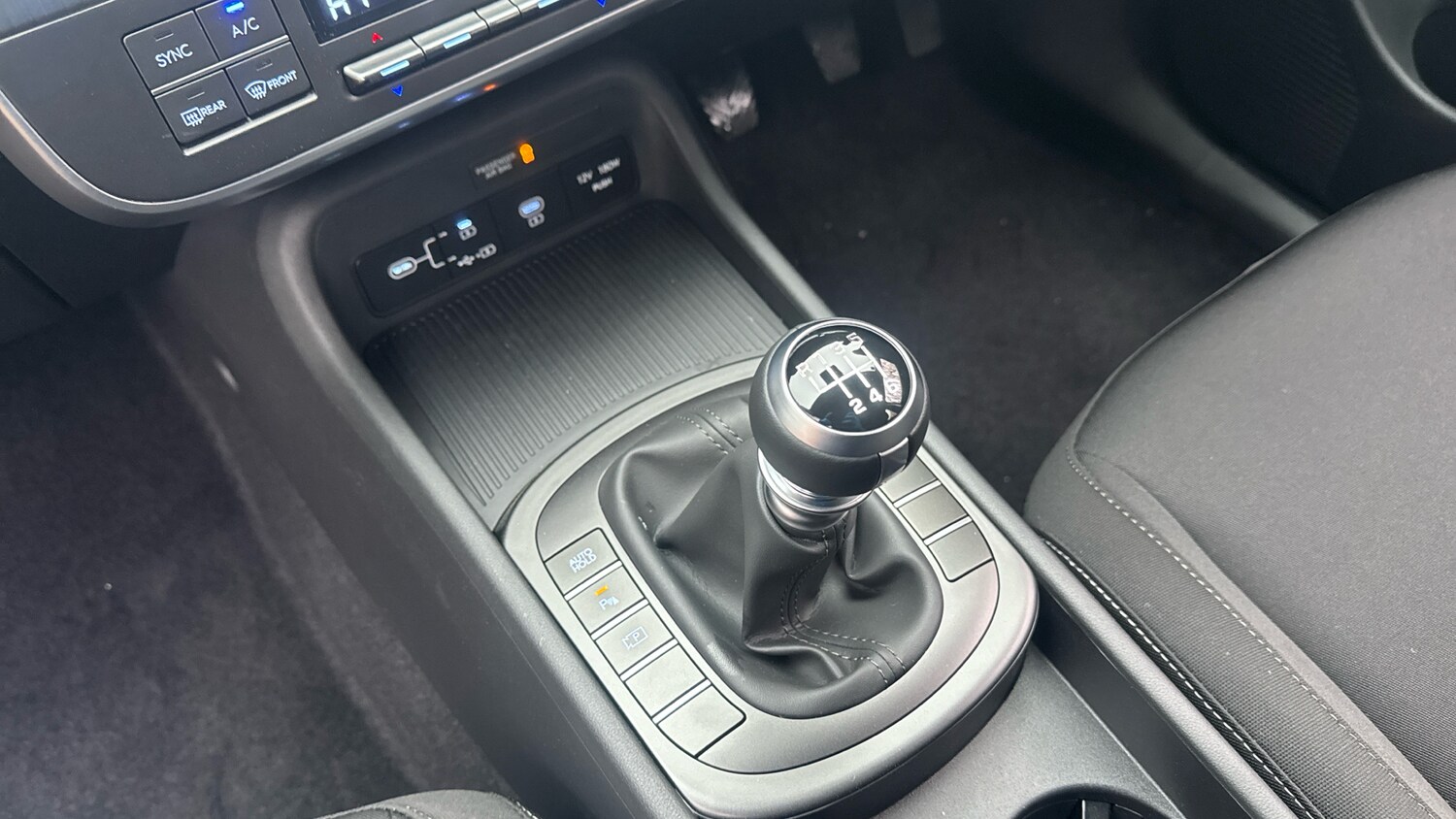 Used Hyundai KONA 2025 for sale - 76504368: Photo 13