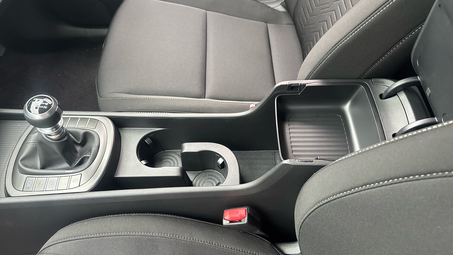 Used Hyundai KONA 2025 for sale - 76504368: Photo 24