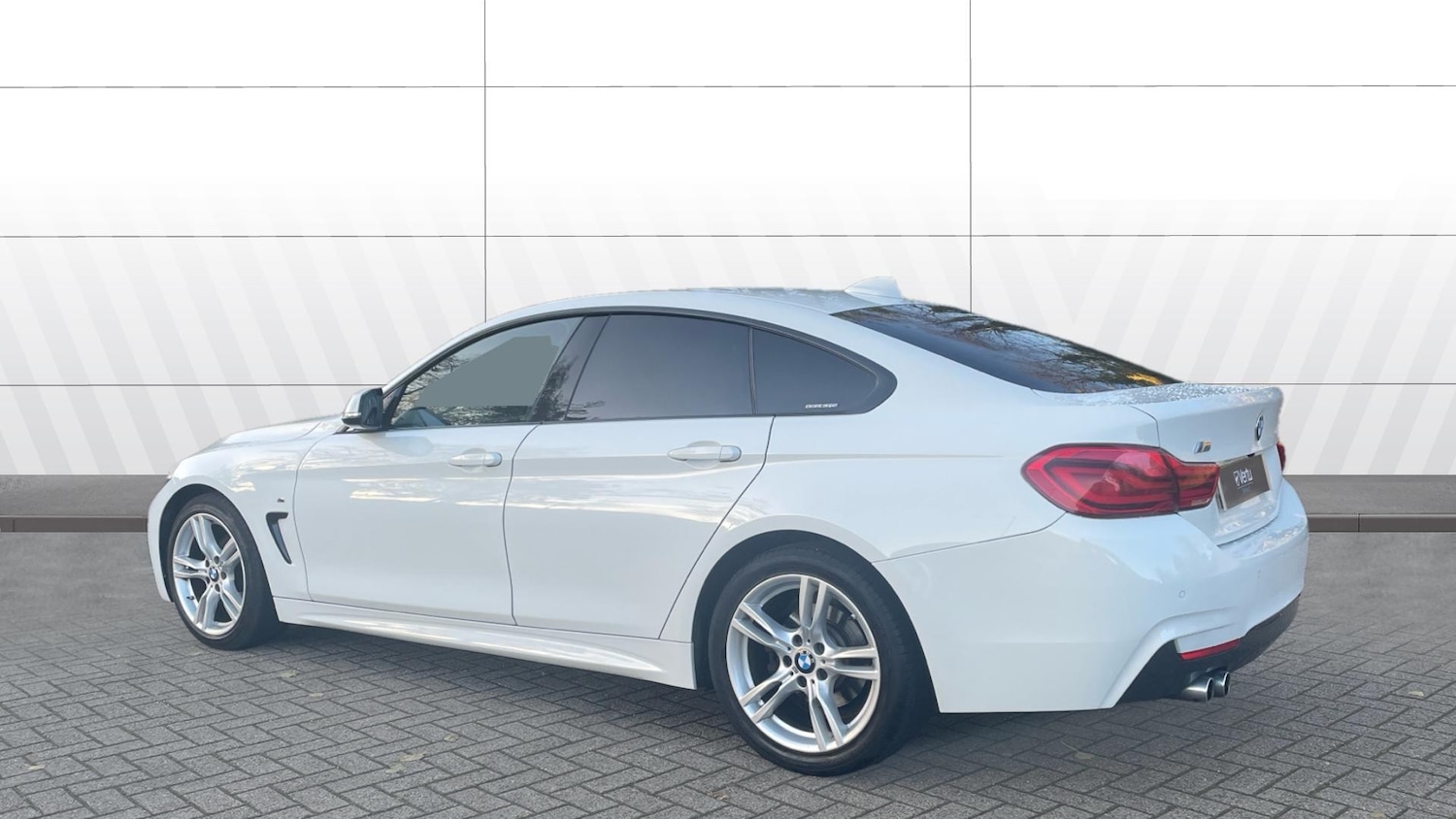 Used BMW 4 Series 2018 for sale - 77112846: Photo 2
