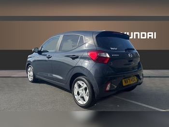 Used Hyundai i10 2021 for sale - 77834227: Photo