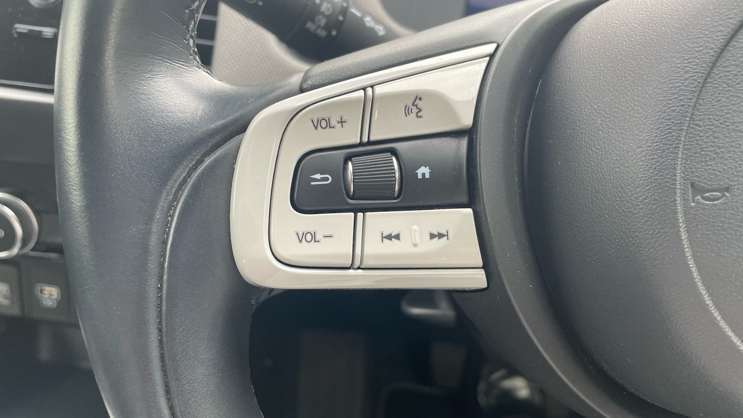 Used Honda Jazz 2023 for sale - 76131198: Photo 40