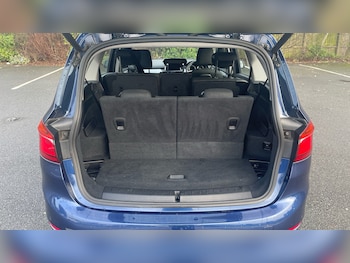 Used BMW 2 Series 2020 for sale - 77351111: Photo